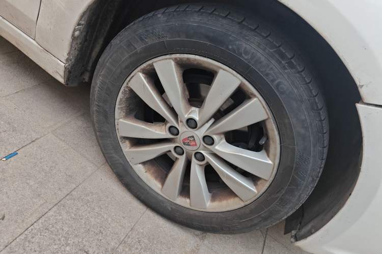 Used Roewe 360 2015 1.5L Manual Luxury Edition Right Front Wheel Hub