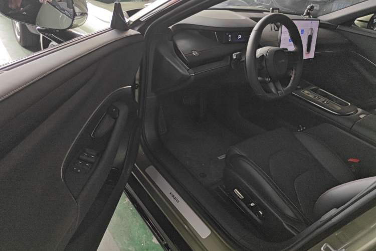 Used Xiaomi Auto SU7 2024 Rear-Drive Long-Range Intelligent Driving Version Driver Seat