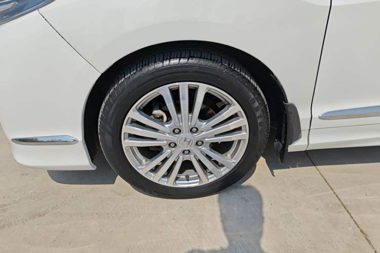 Used Honda Elysion 2016 2.4L Luxury Edition Exterior 4