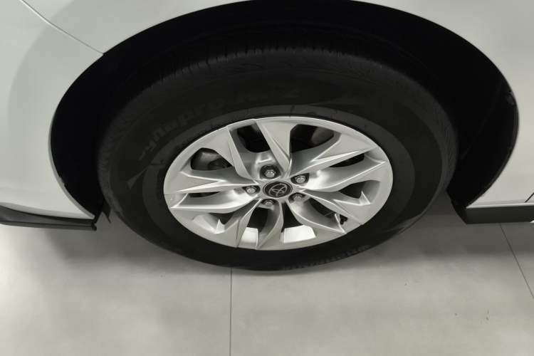 Used Toyota Granvia 2023 2.5L Hybrid Comfort Edition