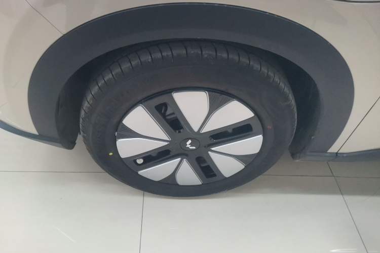 Used Wuling Bingo S 2025 Model 325km Deluxe Edition