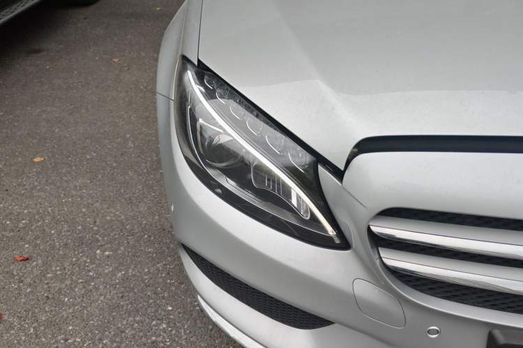 Used Mercedes-Benz C-Class 2016 C 200 L Sport Edition Right Front Headlight