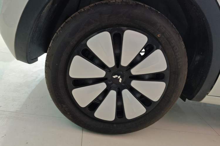 Used Wuling Bingo 2025 333 km Enjoyment Version Right Rear Wheel Hub
