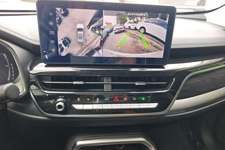 Used Haval H6 2021 China Trend Edition 1.5 GDIT Automatic Champion Version Audio And AC Panel