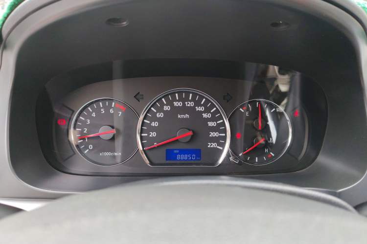 Used Changan Alsvin V5 2012 1.5L Manual Dream Edition
