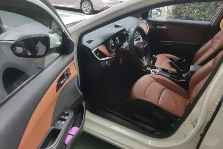 Used Chevrolet Cavalier 2016 1.5L Automatic Xinsong Edition Driver Seat