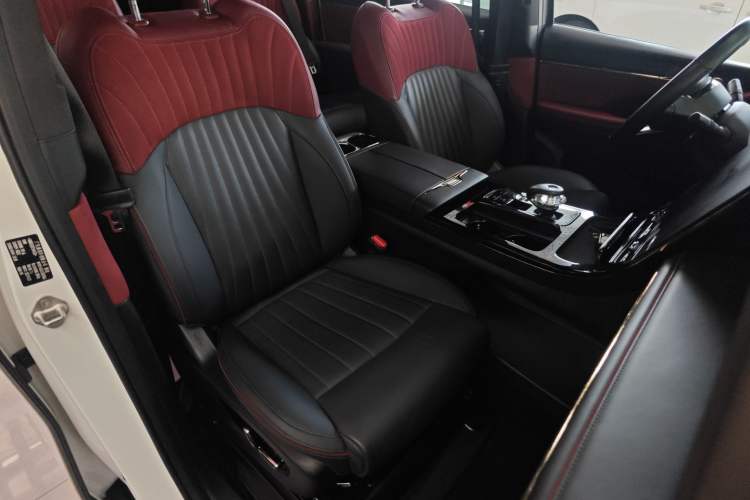 Used GAC Trumpchi M8 2023 Zongshi Series Dual-Motor Supreme Edition
