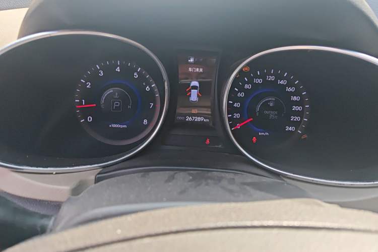 Used Hyundai Santa Fe 2013 2.4L Automatic 2WD Comfort Edition