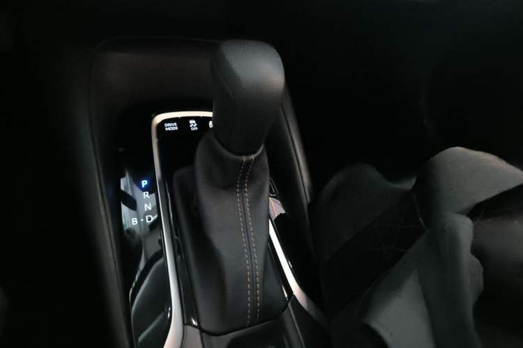 Used Toyota Levin 2023 Smart Electric Hybrid Dual-Engine 1.8L Leading Edition