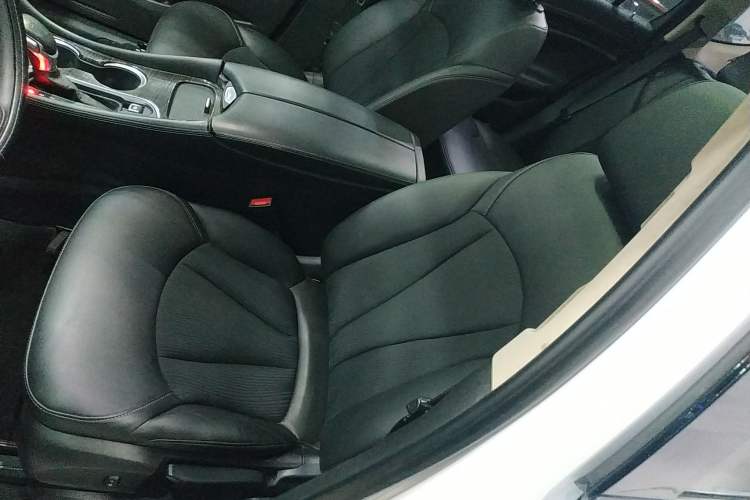 Used Buick Envision 2020 20T Two-Wheel Drive Leading Version