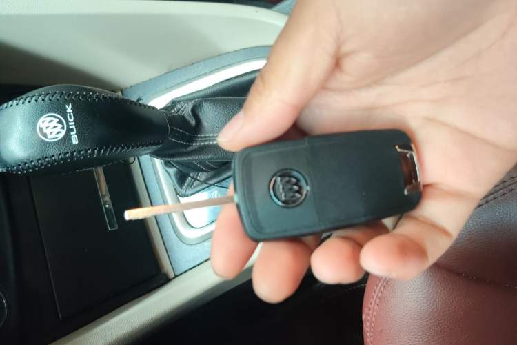Used Buick GT 2017 15N Automatic Elite Version Vehicle Key