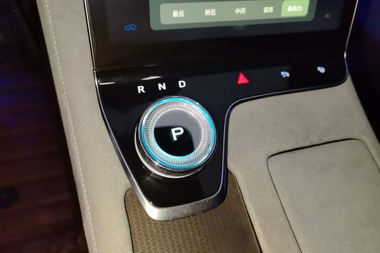 Used VOYAH PASSION 2023 Four-Wheel Drive Flagship Edition