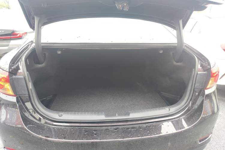 Used Mazda Atenza 2018 2.5L Blue Sky Prestige Edition China V Standard