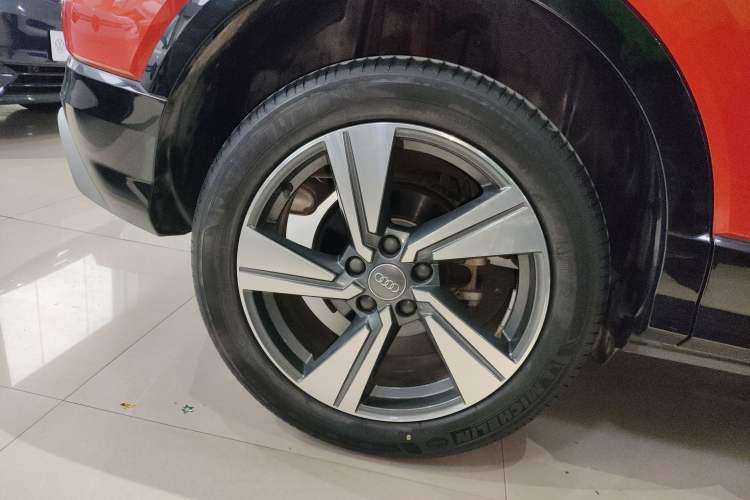 Used Audi Q2L 2018 35 TFSI Launch Exclusive Edition China VI