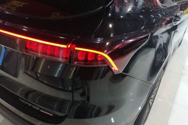 Used JETOUR X70 PLUS 2025 1.5T CVT Flagship PRO 5-Seater