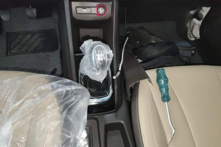 Used Baojun 310W 2017 1.5L Manual Fashion Edition China VI
