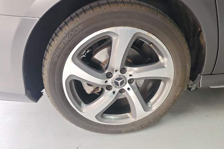 Used Mercedes-Benz E-Class 2018 E 300 L Sport Luxury Edition Exterior 5