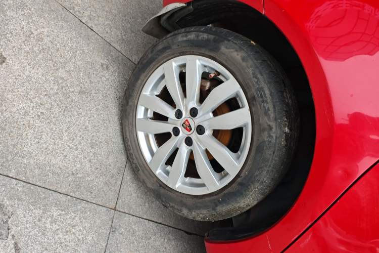 Used Roewe 350 2014 1.5L Manual Swift Edition Exterior 2