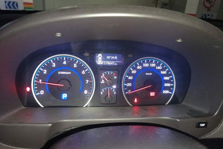 Used Hyundai Celesta 2011 1.6L Automatic Luxury Version