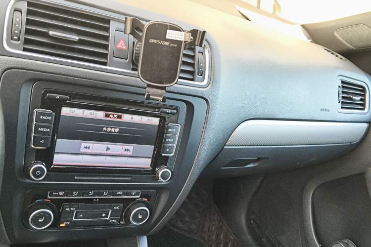 Used Volkswagen Sagitar 2013 2.0 TSI GLI
