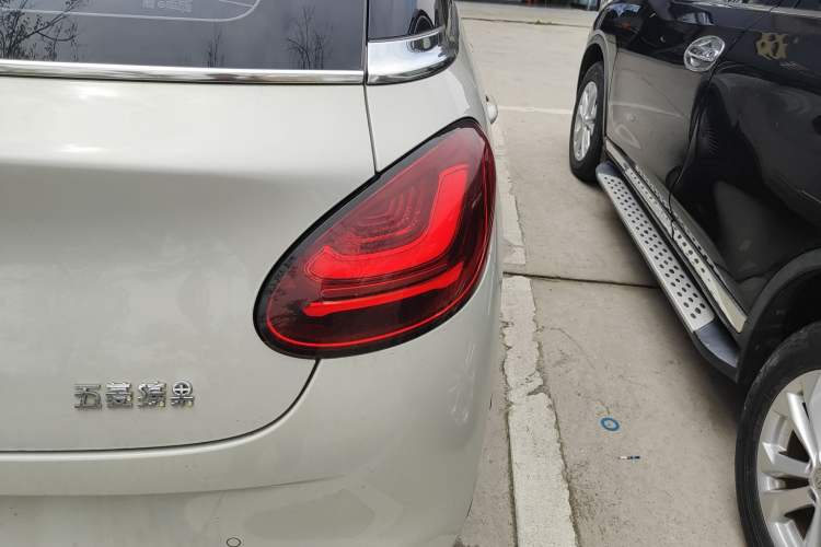 Used Wuling Bingo 2024 333 km Lingxi Connected Version Exterior 3