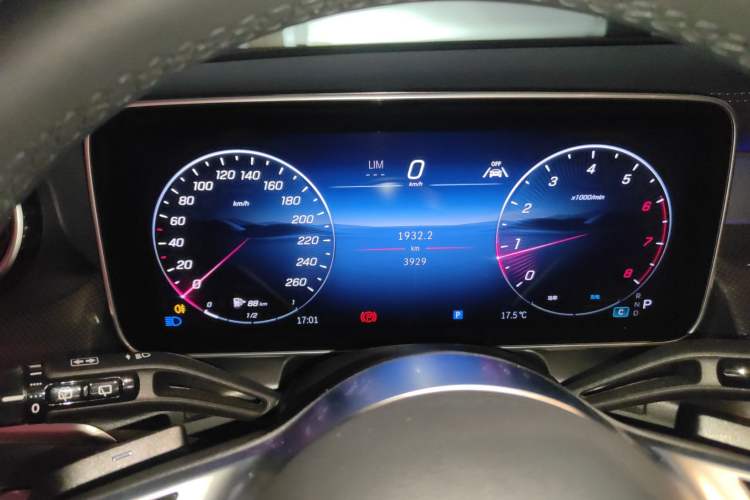 Used Mercedes-Benz GLC 2025 GLC 260 L 4MATIC Dynamic Edition Instrument Cluster