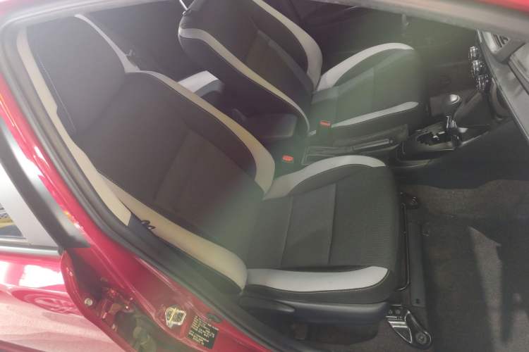 Used Toyota YARiS L Zhi Xuan 2021 X-Trail 1.5L CVT Leading Edition Right Front Seat