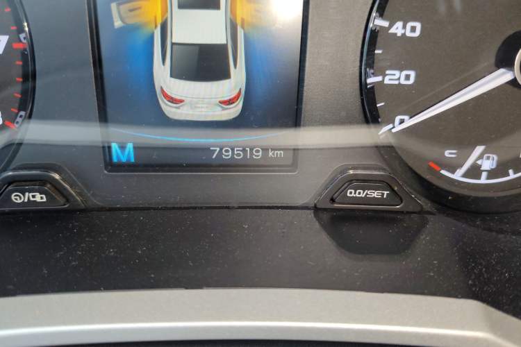 Used Geely Auto Emgrand GL 2017 1.8L Manual Elite Model
