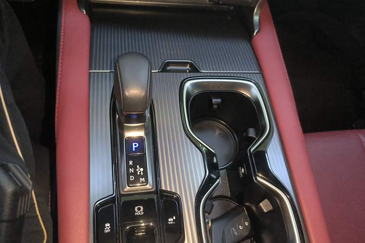 Used Lexus RX 2023 500h Four-Wheel Drive F SPORT Performance Gear Lever