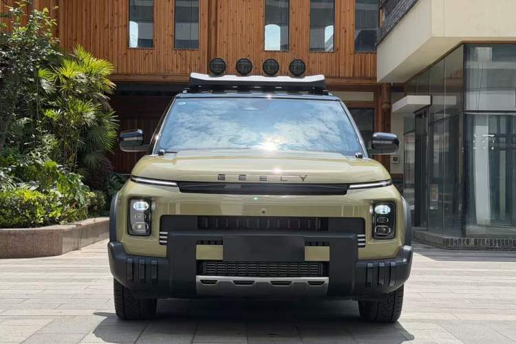 Used Geely Auto Cowboy 2025 1.5TD Fun-Offroad Version Front