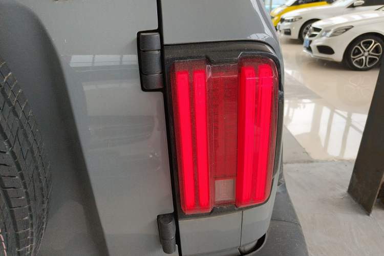 Used Tank 300 2021 Off-Road Edition 2.0T Challenger Right Rear Taillight