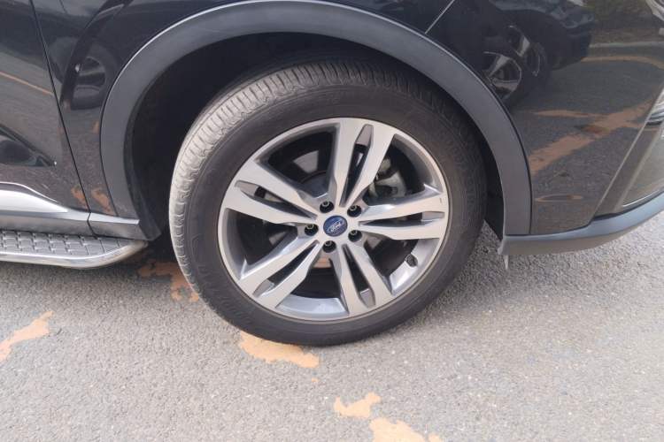 Used Ford Equator Sport 2022 Facelift EcoBoost 170 Prestige Model