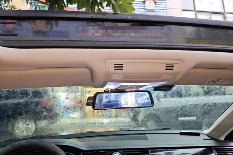 Used Volkswagen Phideon 2019 380TSI Two-Wheel Drive Business Edition China VI Standard Headliner