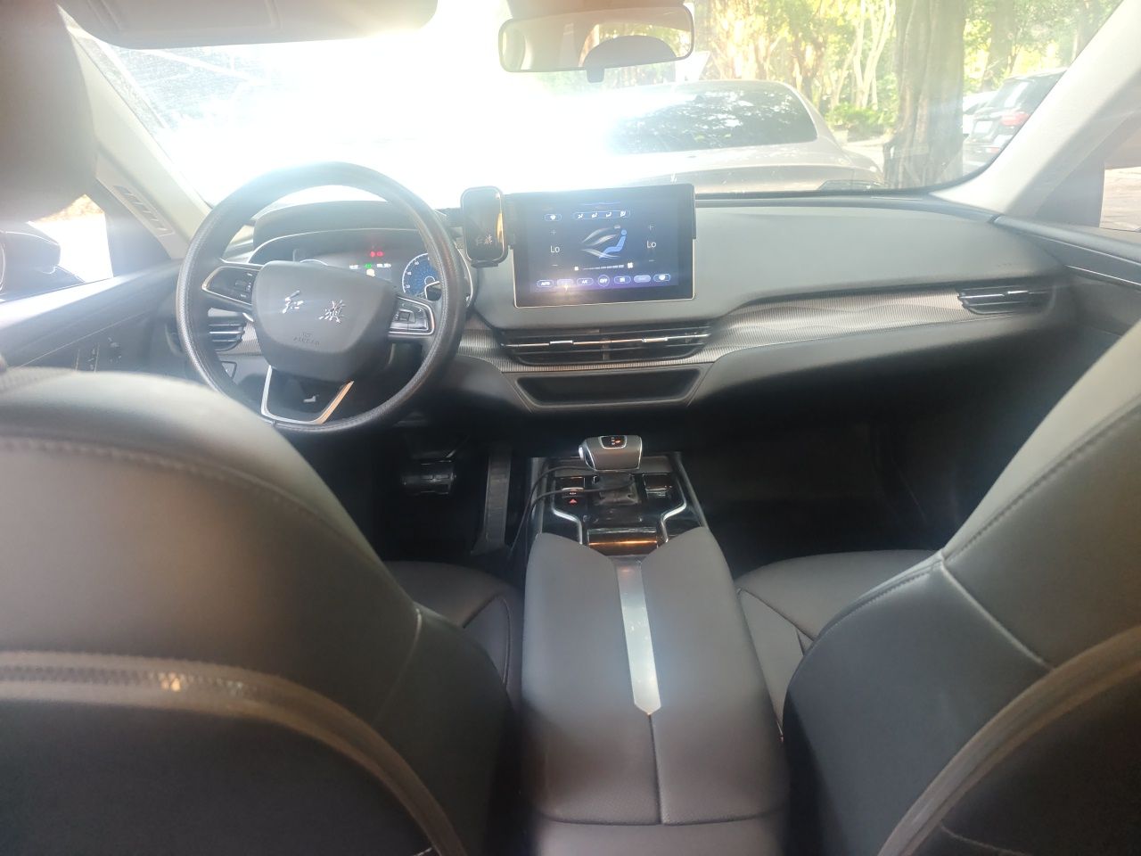 Hongqi E-QM5 2024 450km Range Commuter Version — снимка 9