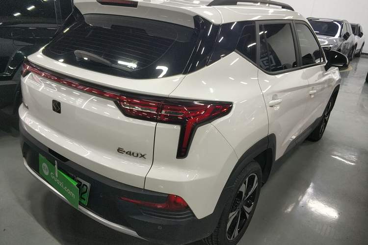 Used SOL E40X 2021 Silver Armor Edition