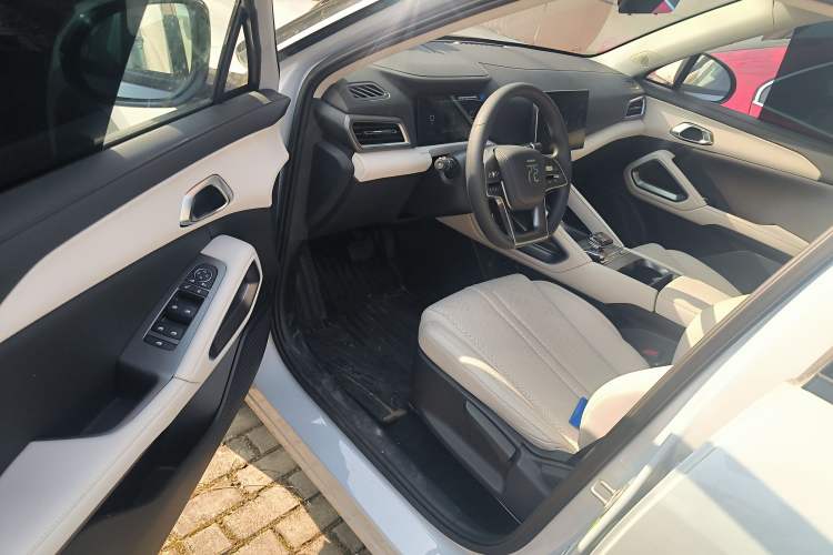 Used BYD Yuan UP 2024 401 km Active Version
