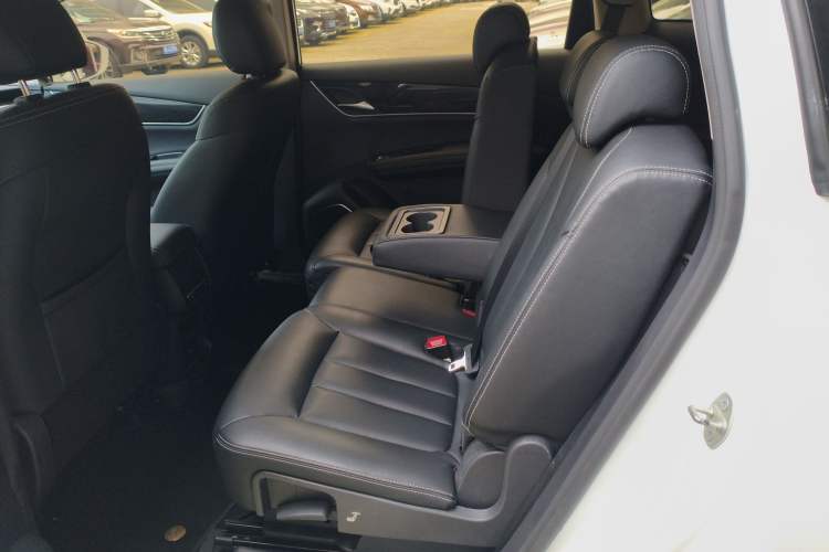 Used BYD Song MAX 2017 1.5T Automatic Smart Connect Prestige 7-Seater