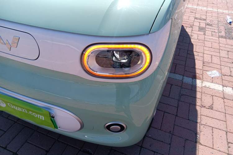 Used Wuling Hongguang MINIEV 2024 3rd Generation 215km Youth Edition
