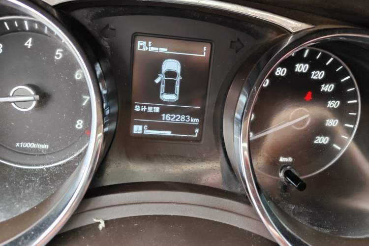 Used Baojun 730 2016 1.5L Manual Comfort Version 7 Seats China V Emission Standard
