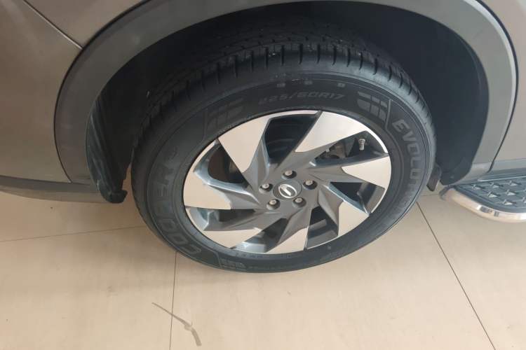 Used GAC Trumpchi GS4 2020 270T Automatic Luxury Smart Connectivity Version Right Rear Wheel Hub