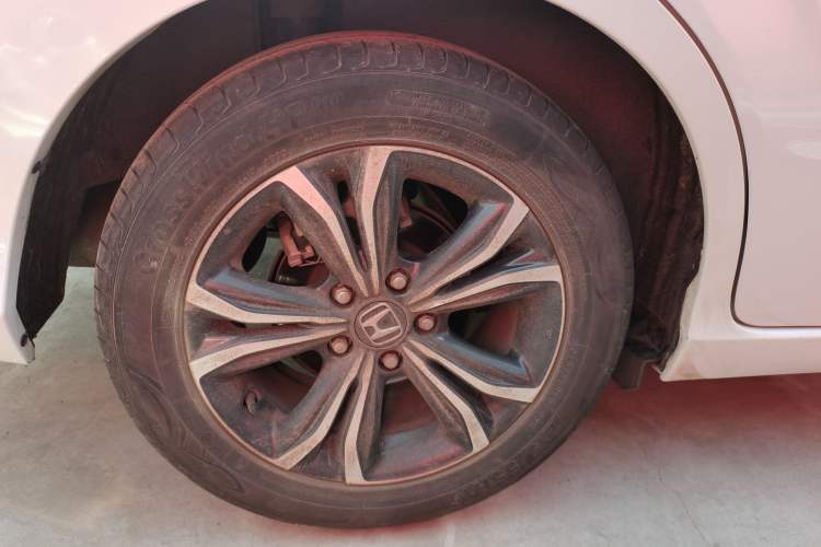 Used Honda Envix 2022 180TURBO CVT Comfort Version
