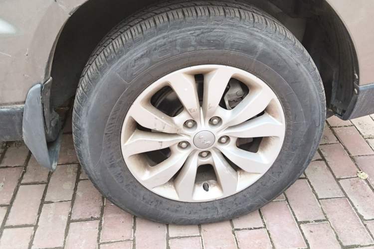 Used Kia Sportage 2013 2.0L Manual Two-Wheel Drive GL Trim