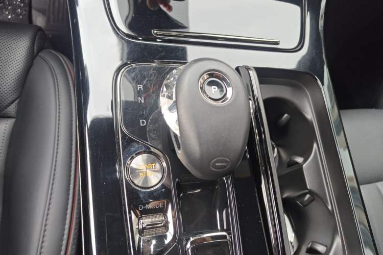 Used GAC Trumpchi M8 2023 Zongshi Series 400T Ultimate Edition Gear Lever