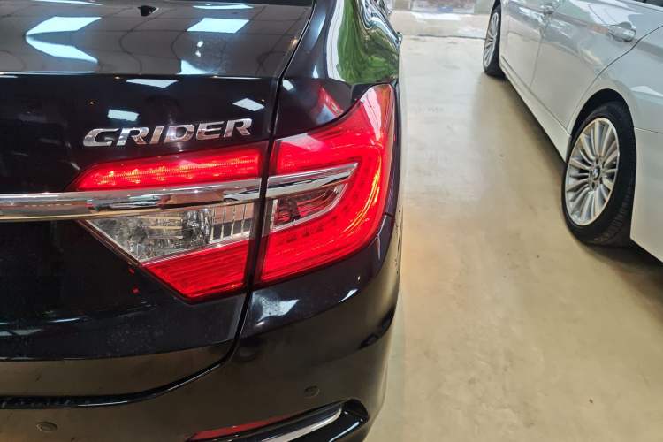 Used Honda Crider 2016 1.8L CVT Luxury Edition