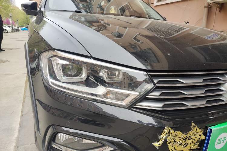 Used Volkswagen C-TREK 2017 230TSI DSG Luxury Model