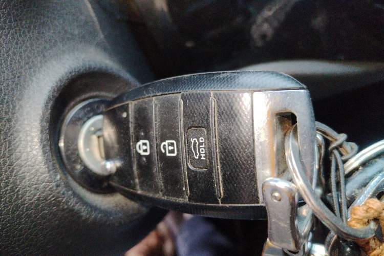 Used Kia K2 2017 Sedan 1.4L Manual Transmission GLS Vehicle Key