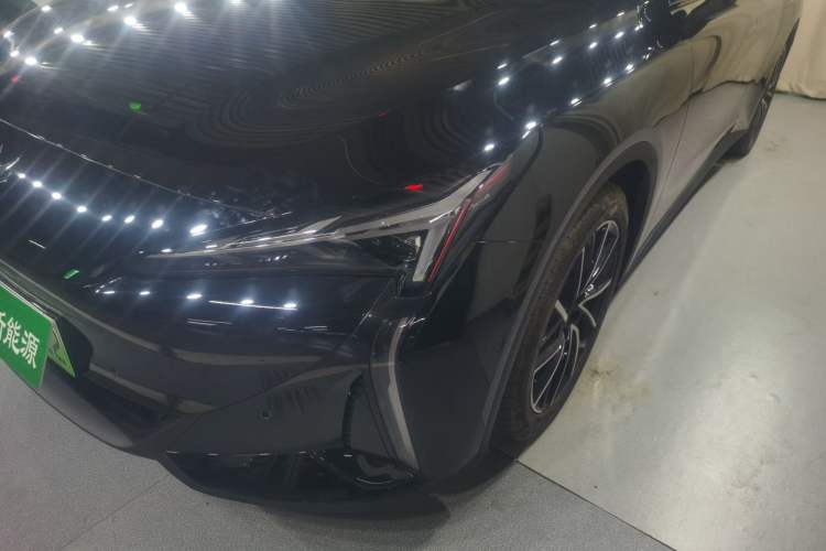 Used ARCFOX Alpha S5 2025 Facelifted 668MAX Divine Journey Edition 200kW
