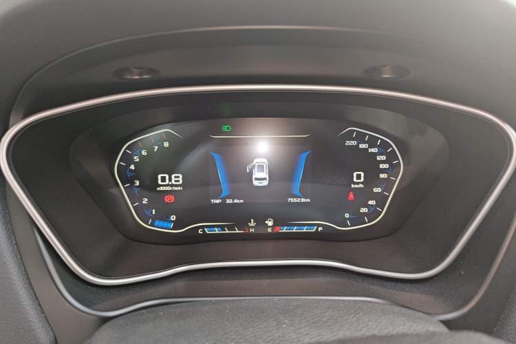 Used Geely Auto Vision X6 2018 1.8L Manual 4G Connect Luxury Edition