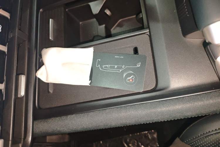 Used Deepal G318 2025 Worry-Free Cross-Country Edition Four-Wheel Drive Distant Mountains Version