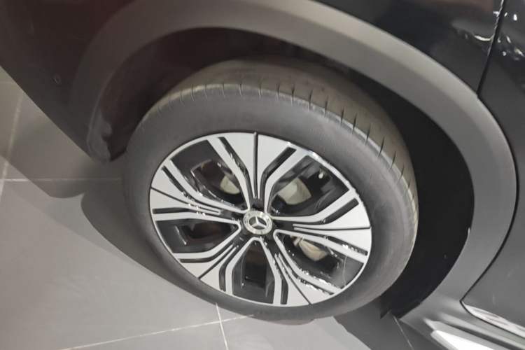 Used Mercedes-Benz EQE SUV 2024 500 4MATIC Pioneer Edition